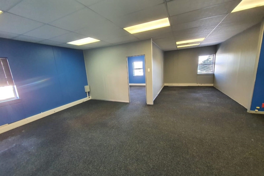 To Let commercial Property for Rent in Newton Park Eastern Cape